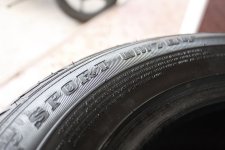 ยาง DUNLOP LM704 215-60-16 ปี 14 2.jpg