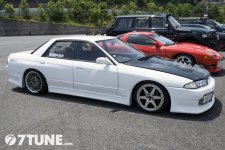 r32_nissan_skyline_gtst_sedan.jpg