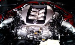 800px-Nissan_GT-R_engine.jpg